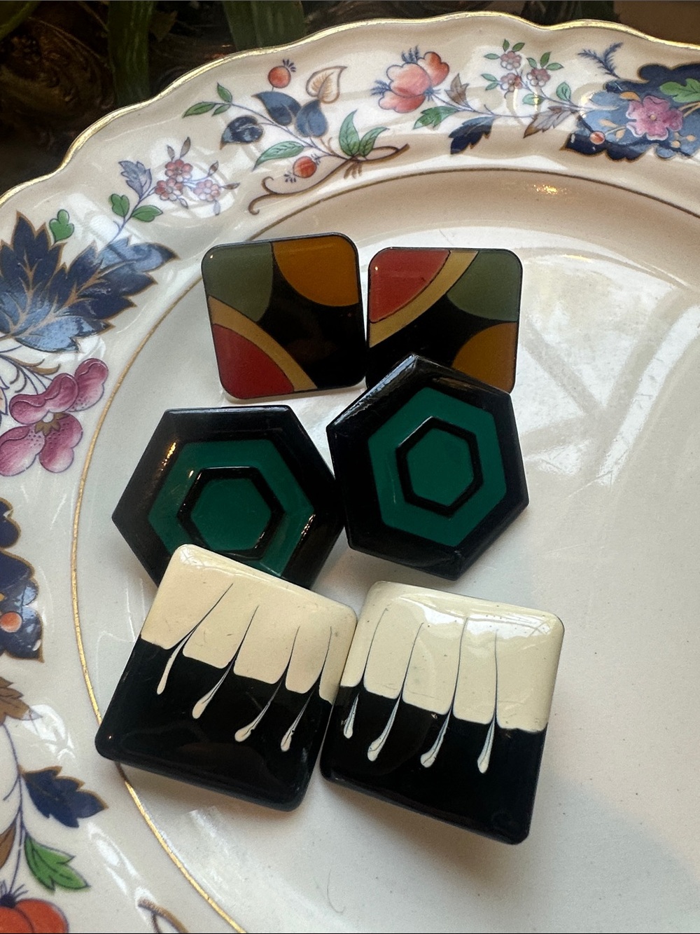 Vintage 3prs RETRO statement metal earrings- Black, Green, Cream, Red, Orange